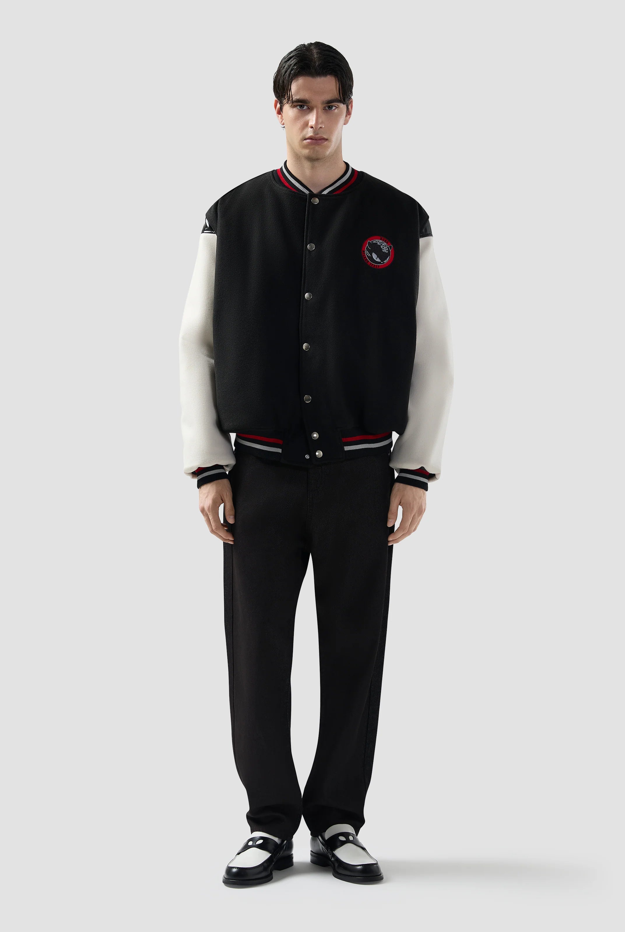 Bomber con patch Kittho