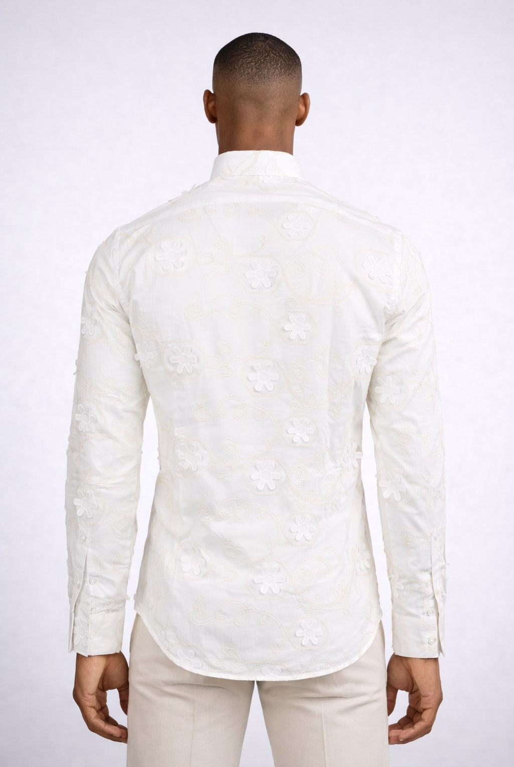Camicia uomo ricami e fiori applicati slim fit cotone