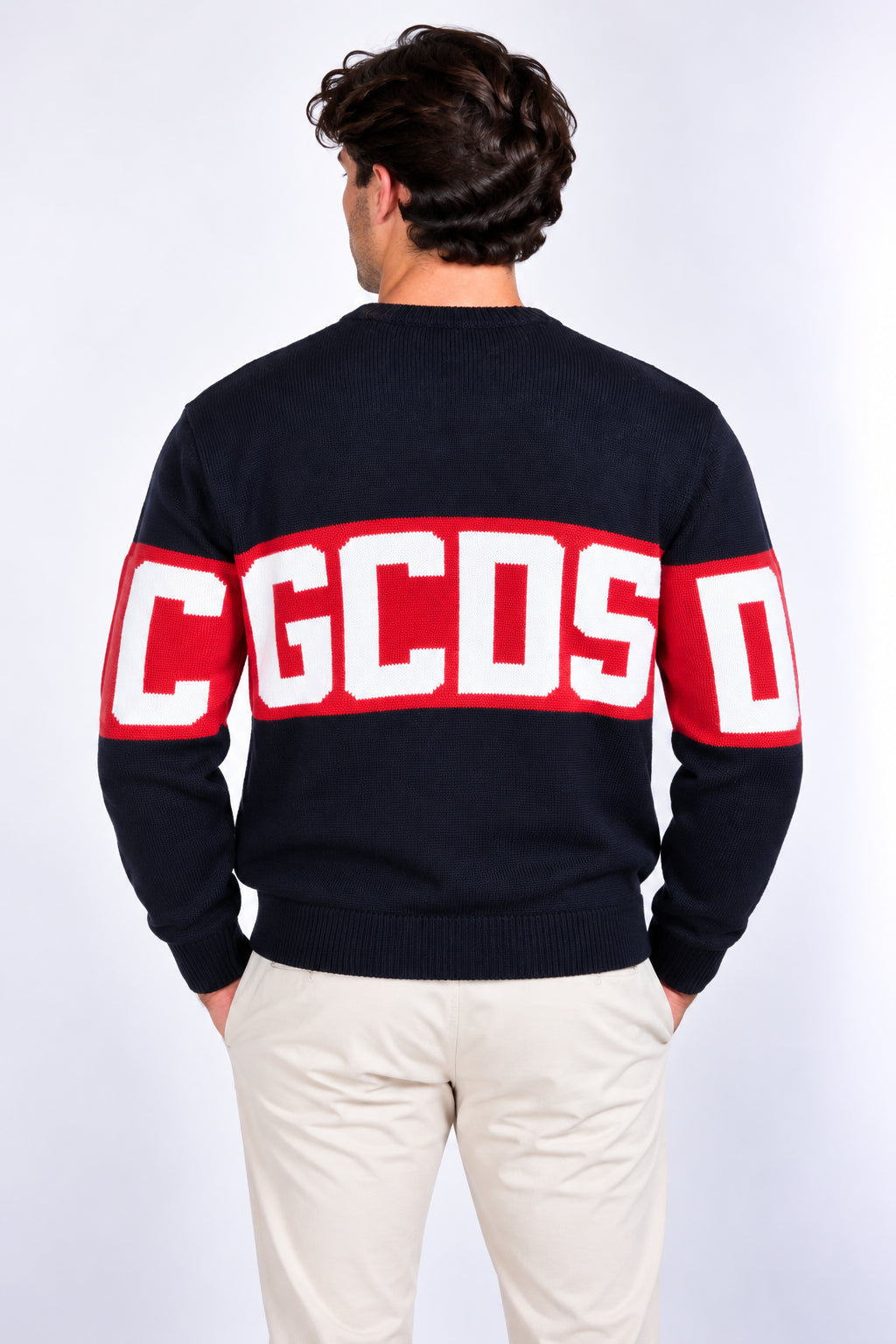 Maglia girocollo in lana con banda logata