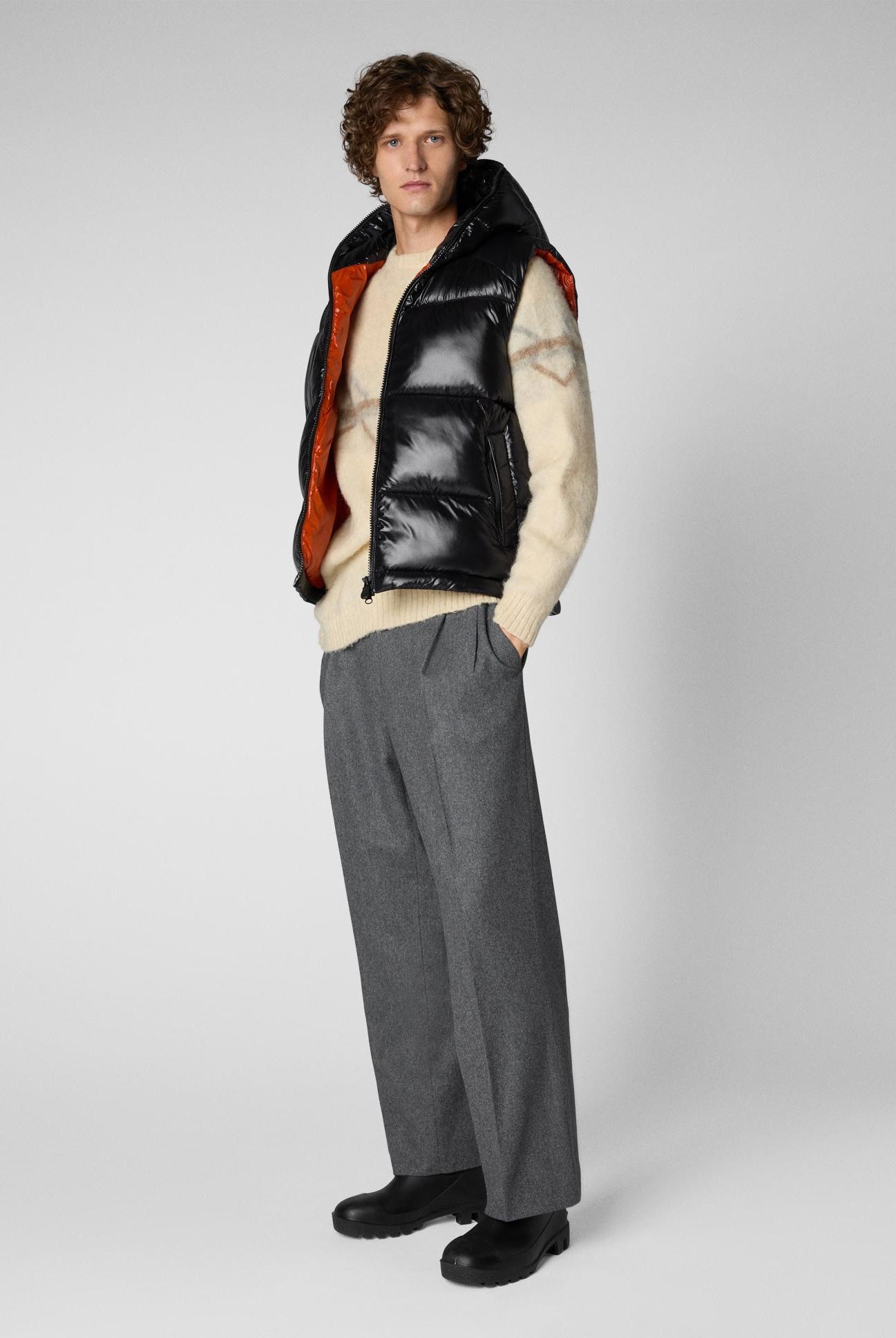 Gilet smanicato con cappuccio Dexter