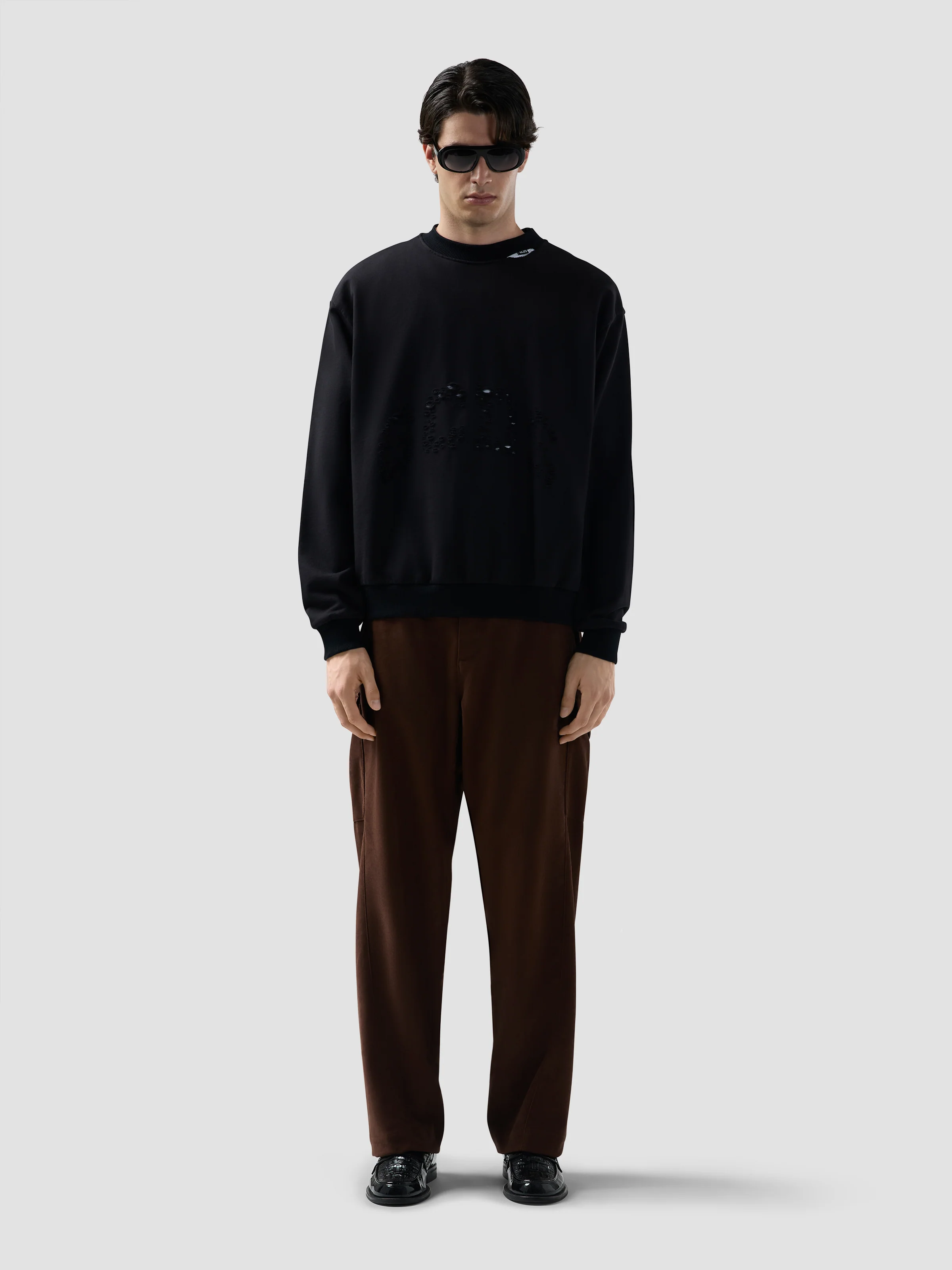 Felpa girocollo con logo in tinta effetto used