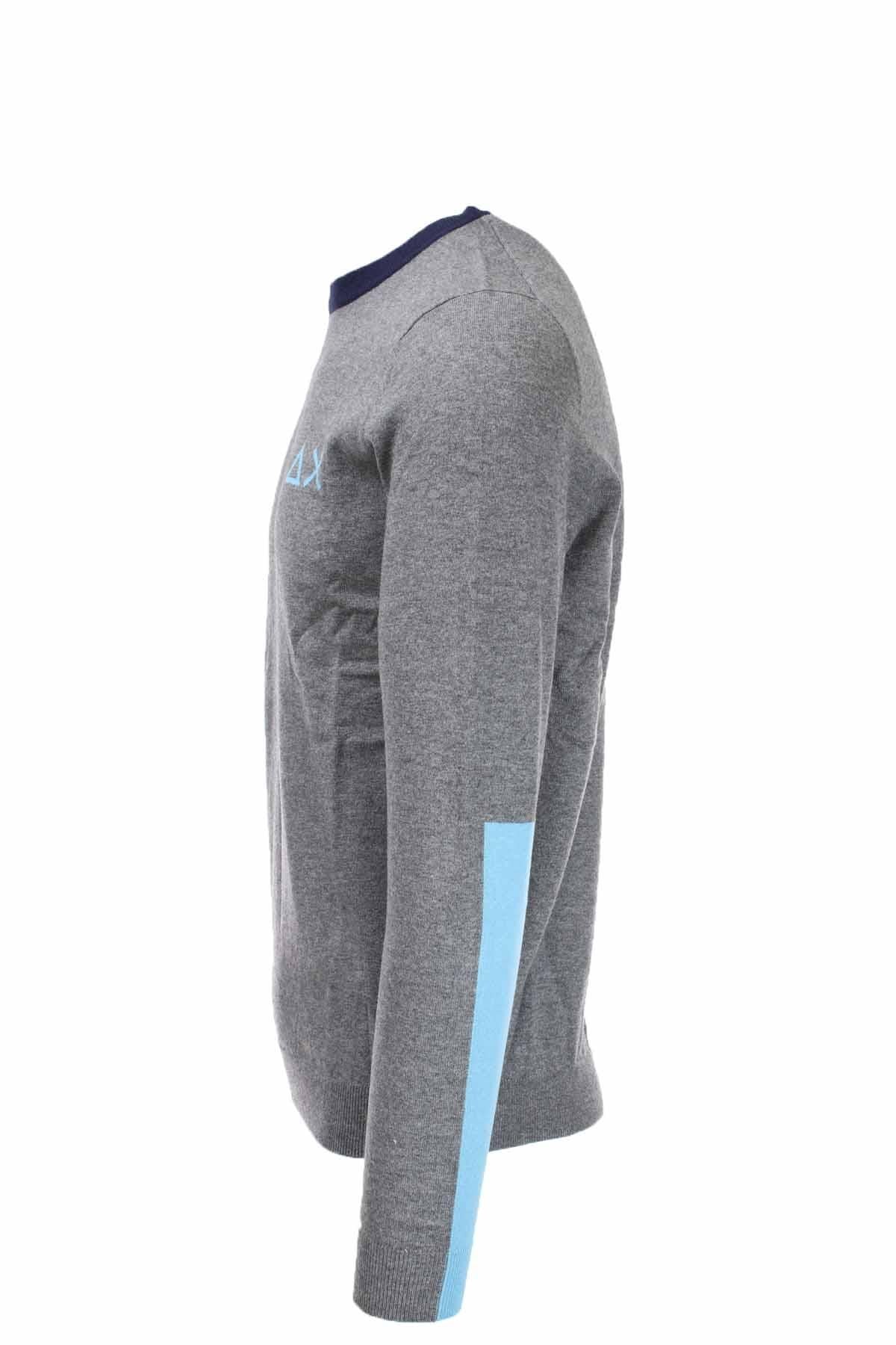 Pullover girocollo unito collo in contrasto