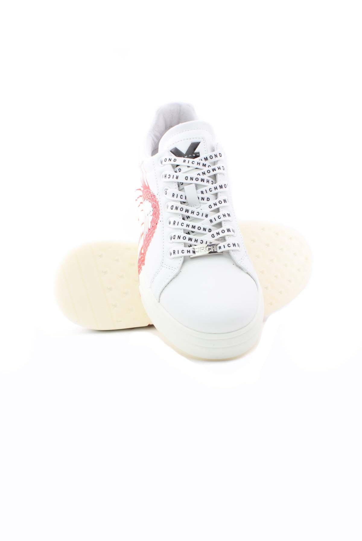 Sneaker in pelle liscia con logo in contrasto Richmond