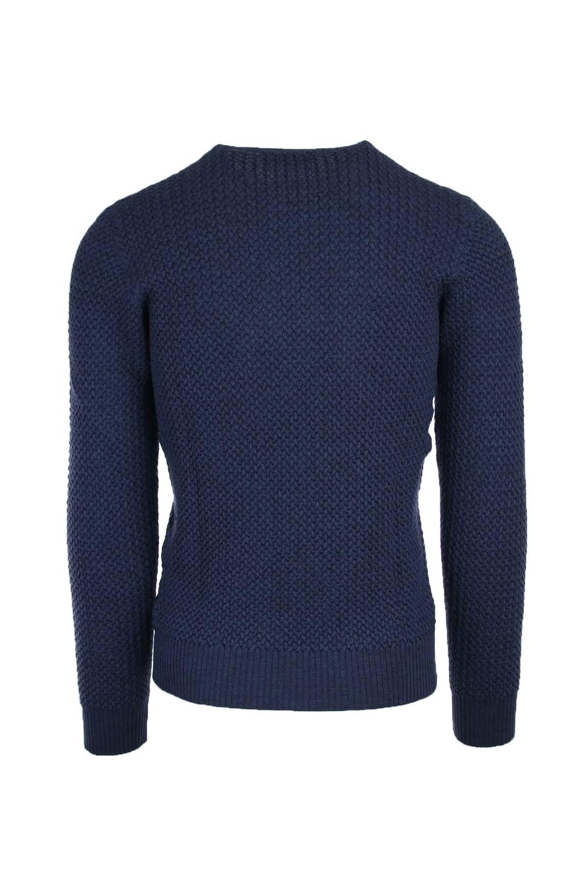 Pullover in lana girocollo microtrecce