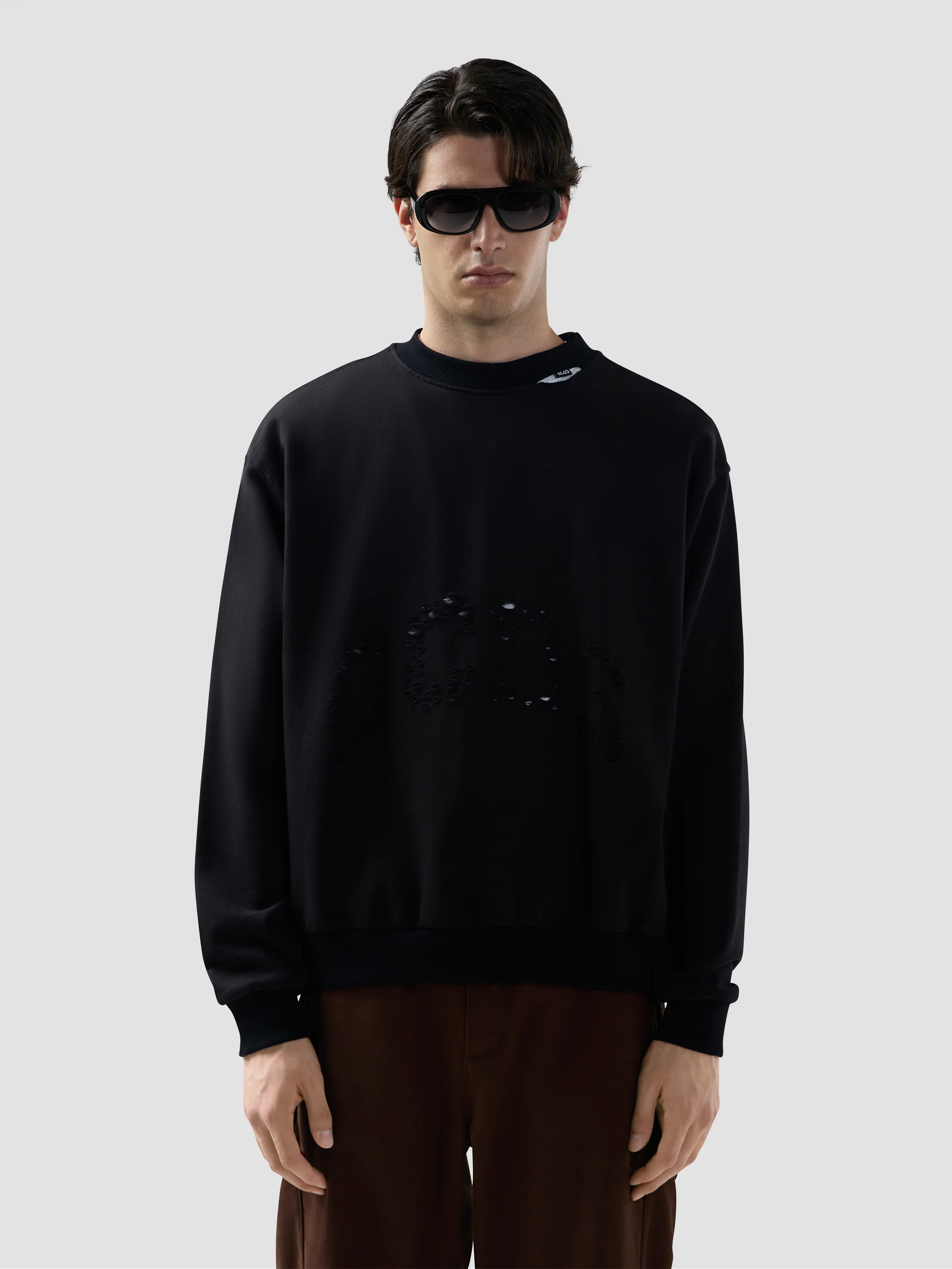 Felpa girocollo con logo in tinta effetto used