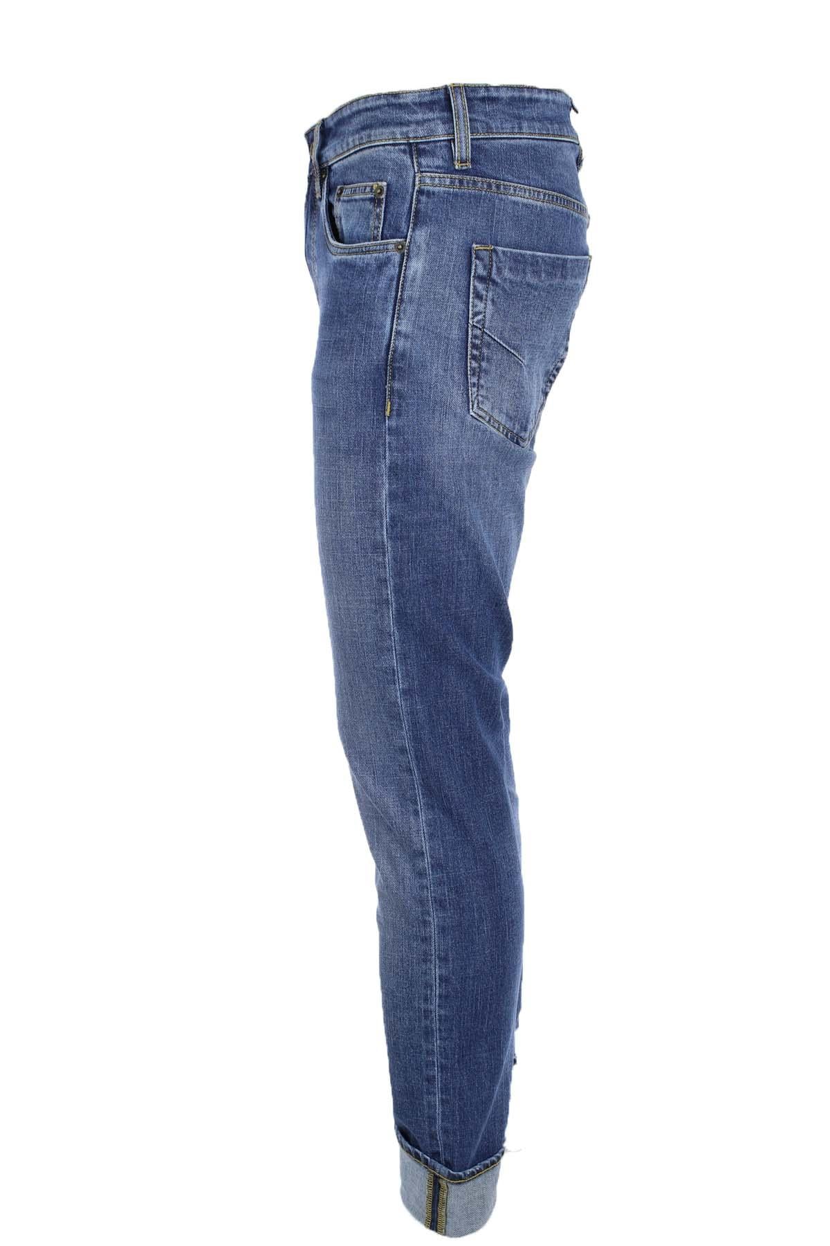 Jeans denim 5 tasche con toppa in alcantara