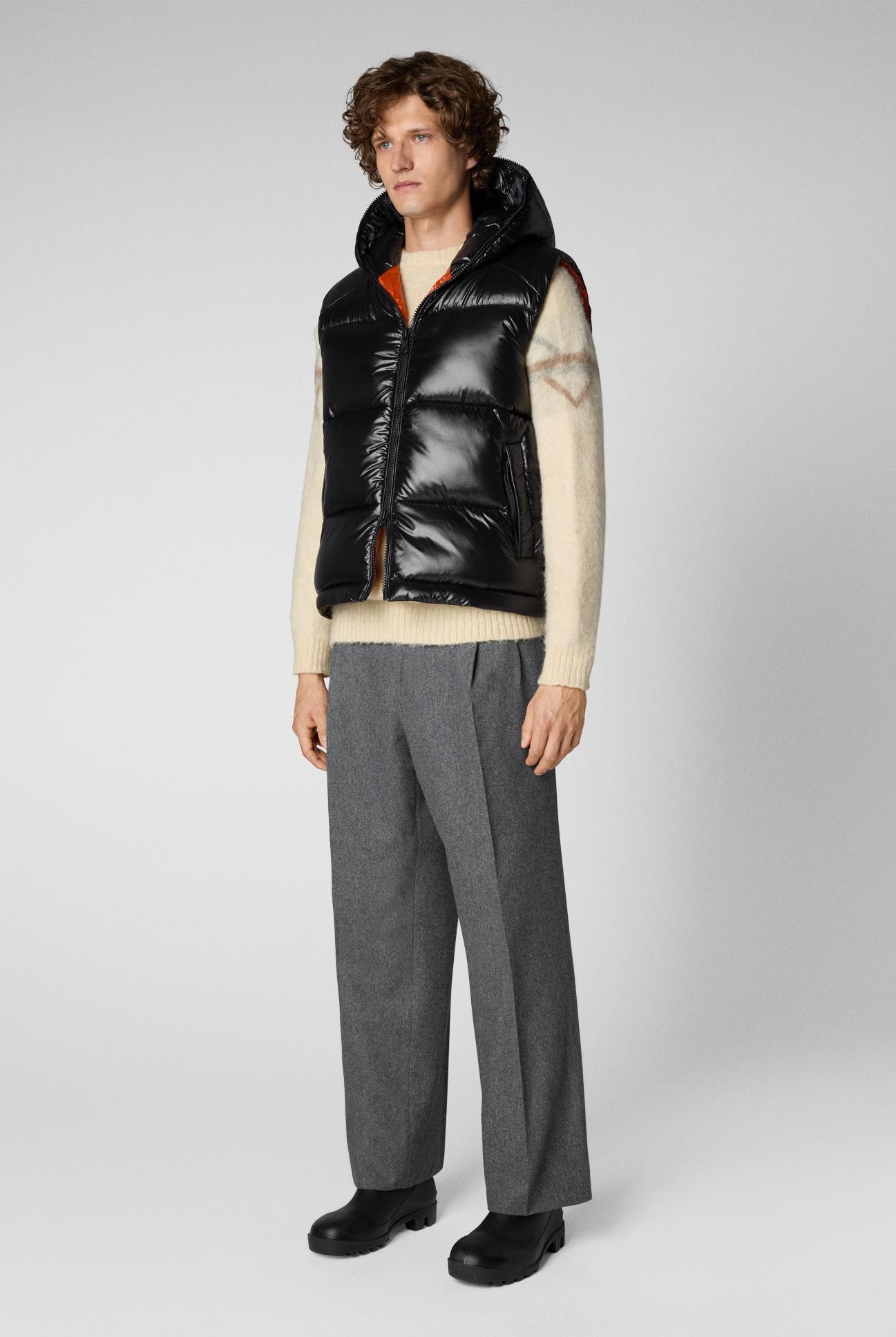 Gilet smanicato con cappuccio Dexter