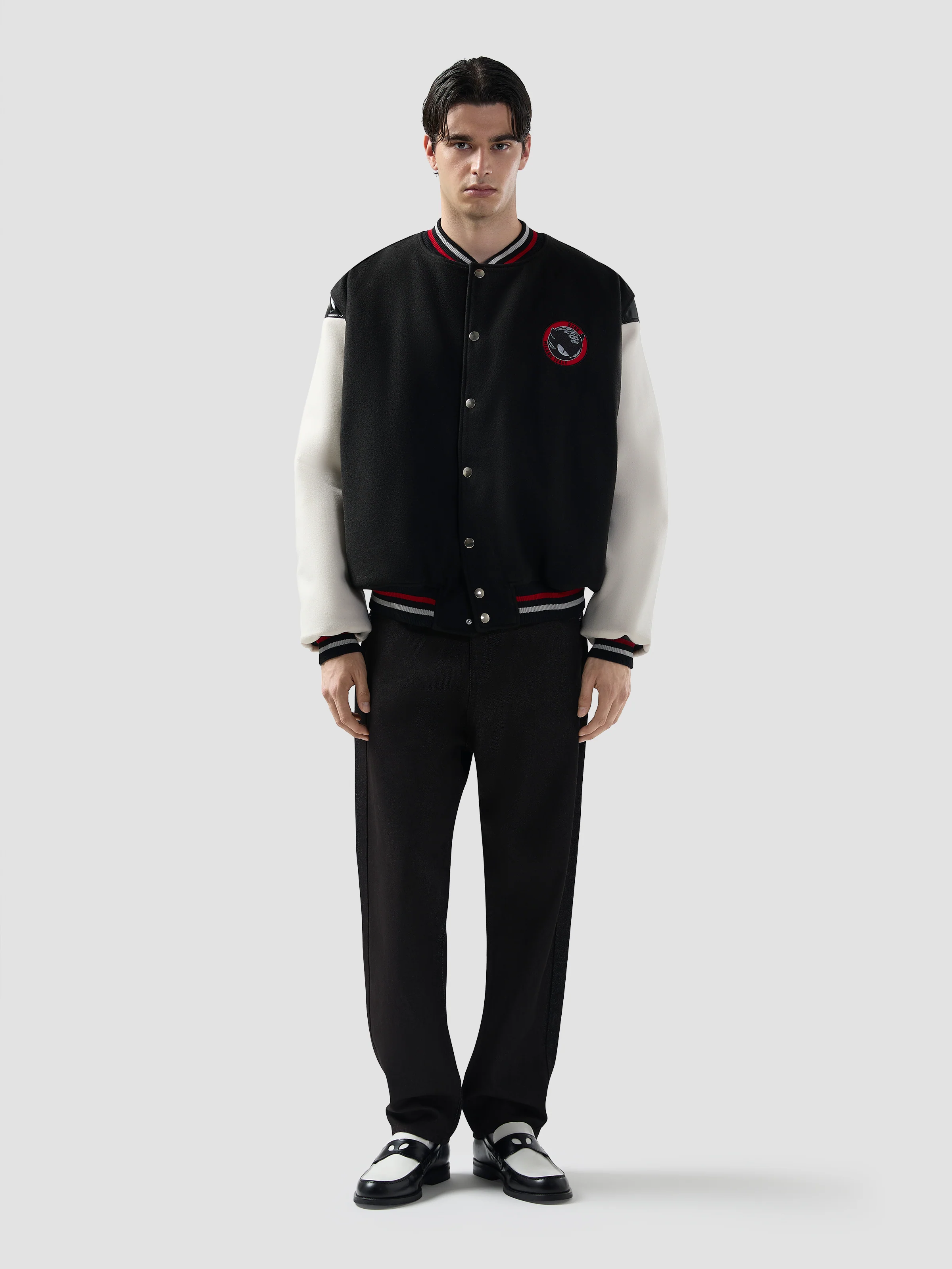 Bomber con patch Kittho