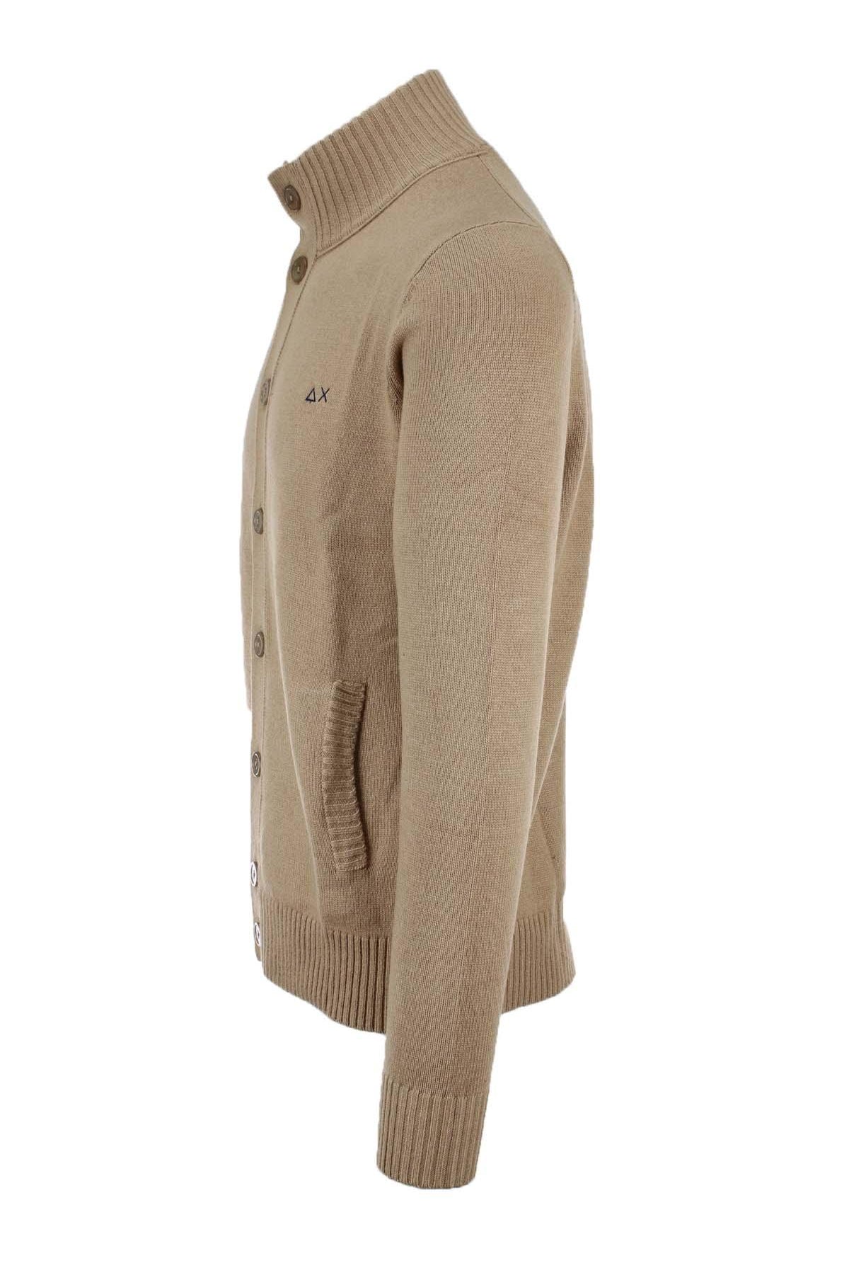 Maglia cardigan collo alto bottoni