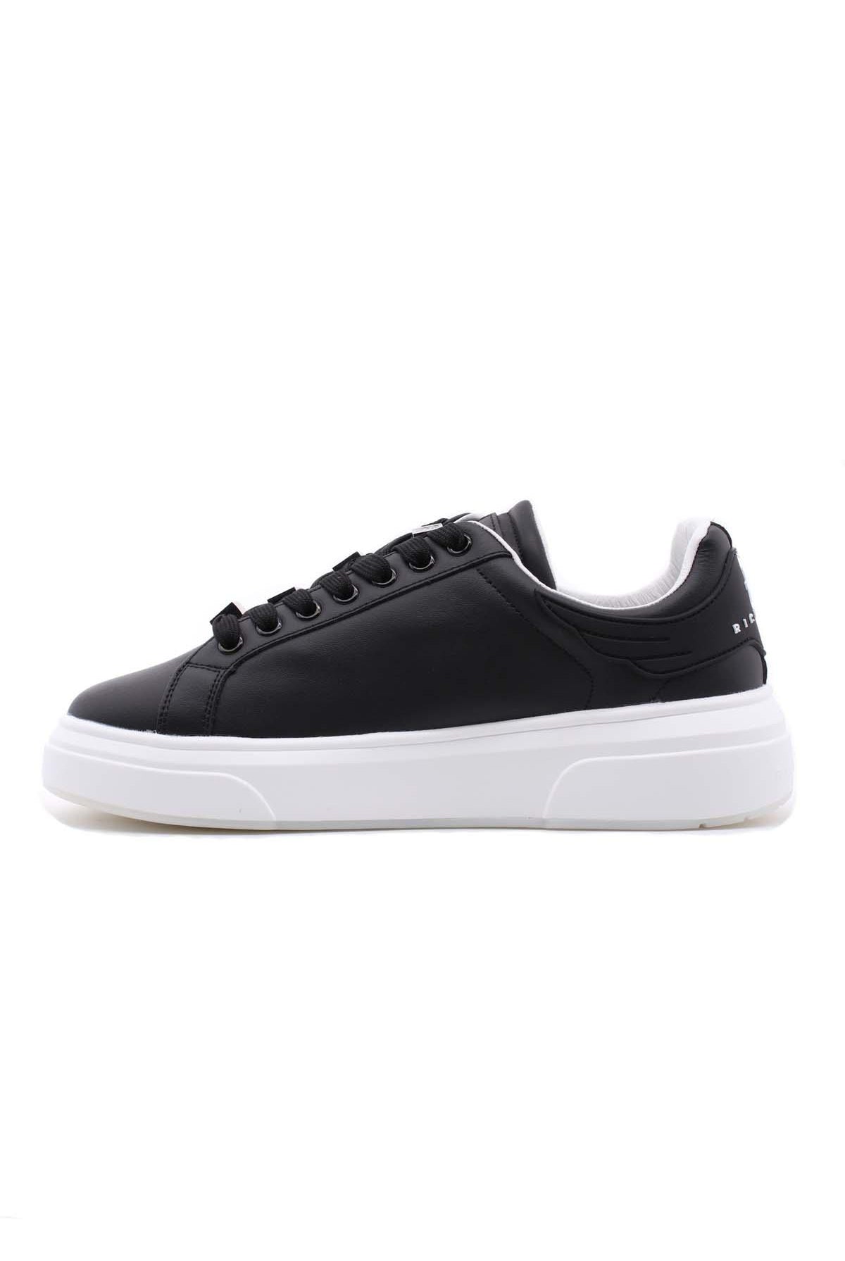 Sneaker Uomo in Pelle con Dettagli in Metallo