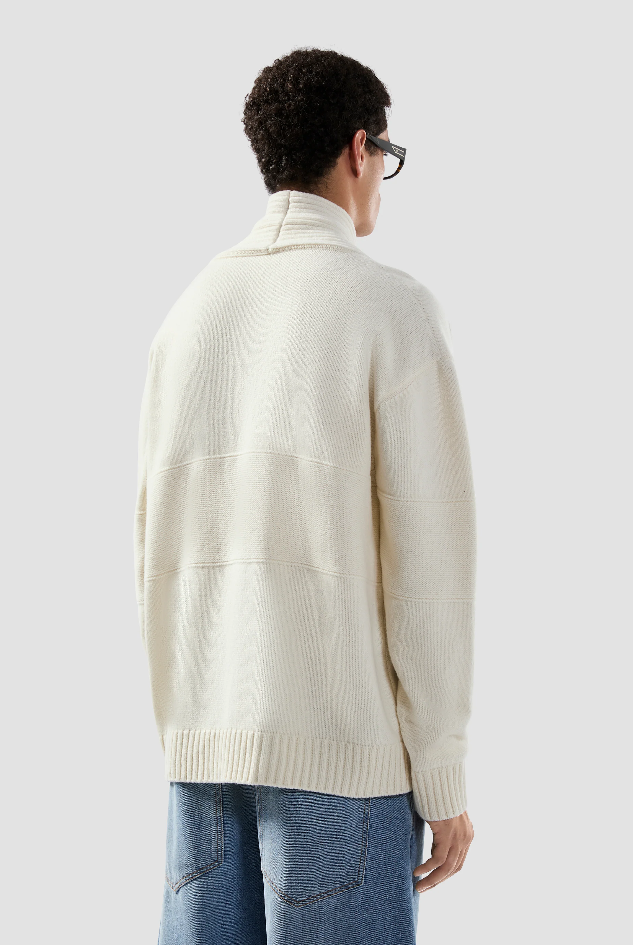 Maglione cardigan con bottoni e logo a intarsi