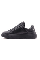 Sneakers Uomo in Pelle con Placchetta Metallica Logata 