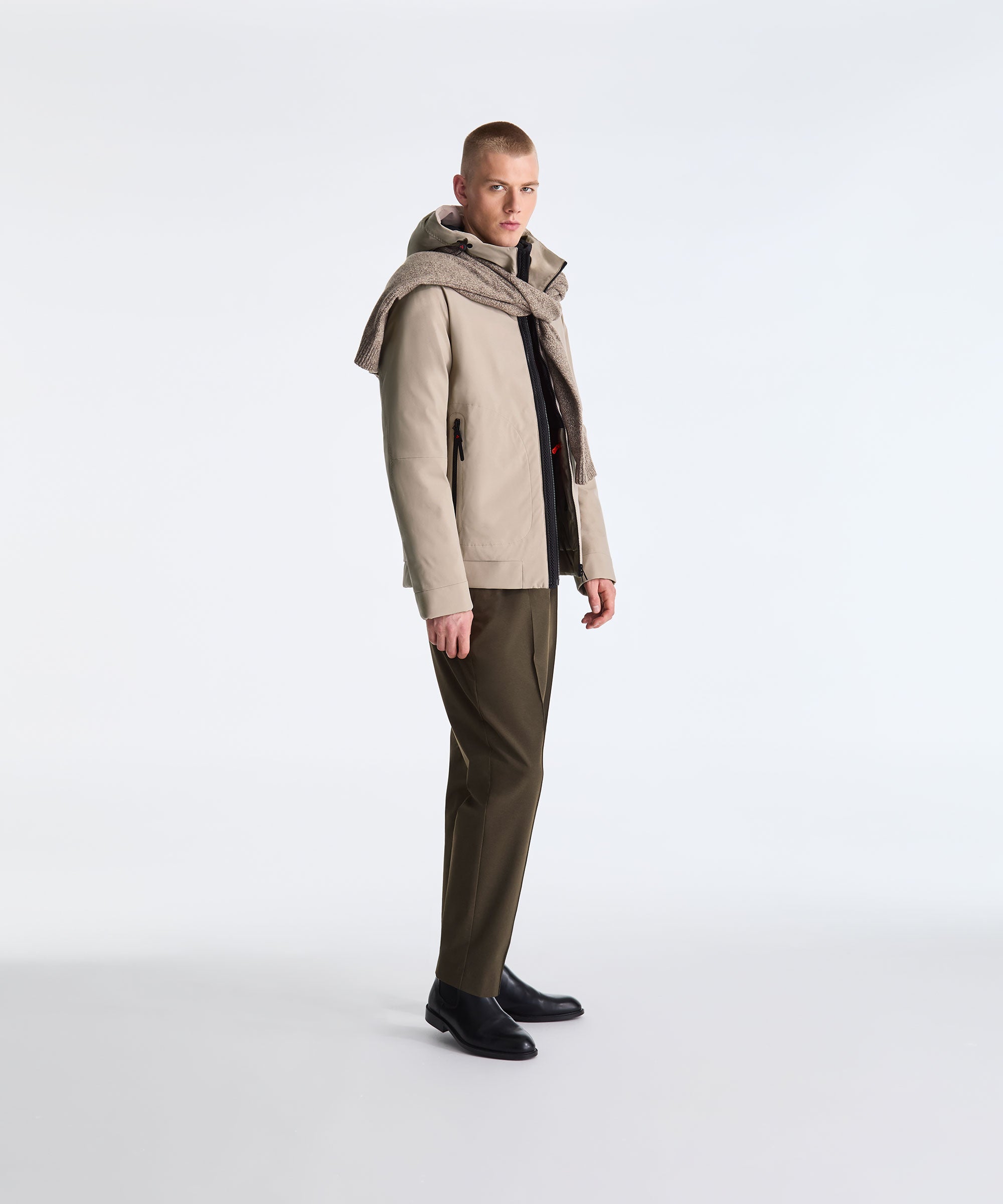 Giubbotto corto in neoprene con cappuccio Loge 
