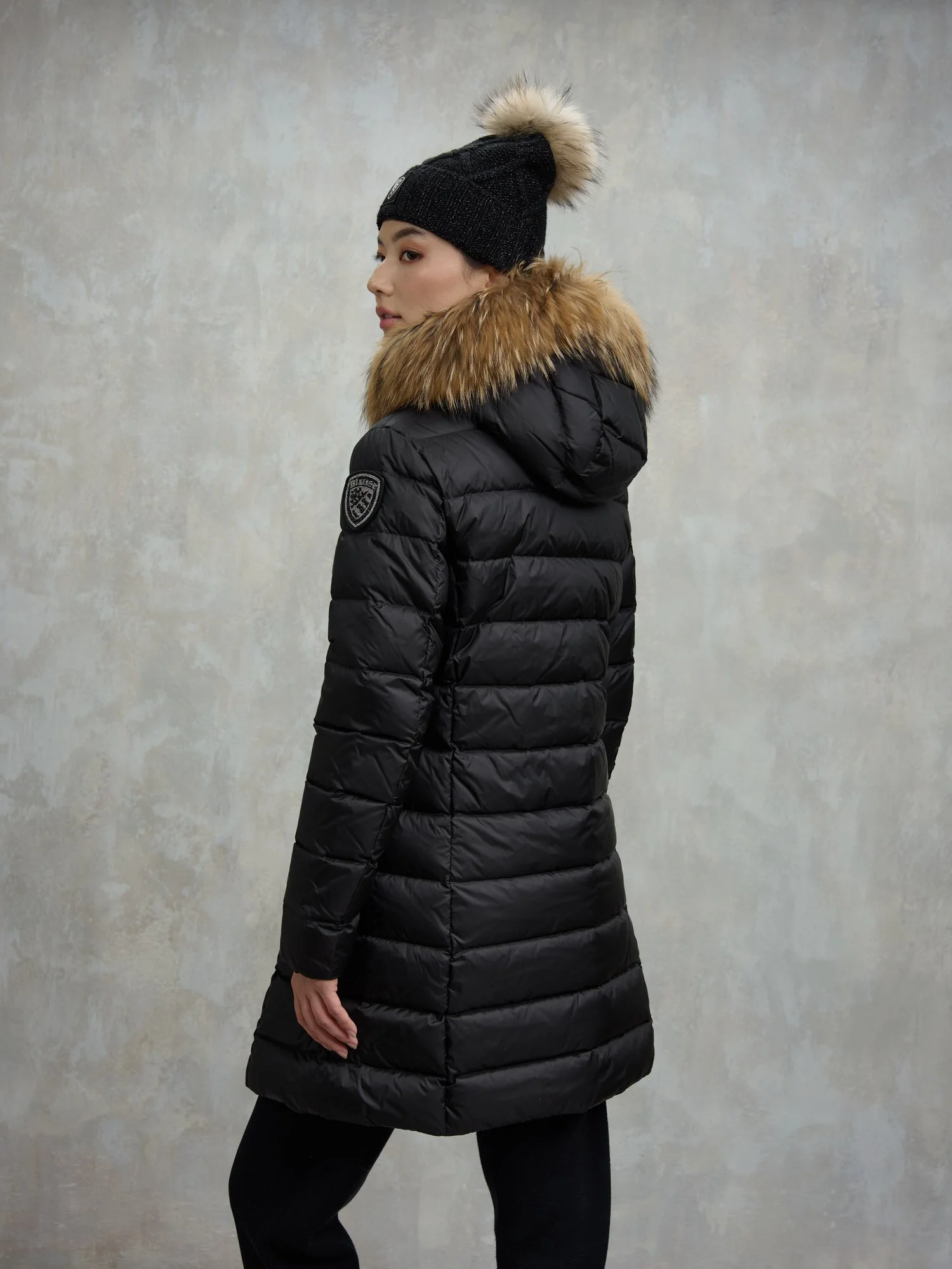 Piumino lungo con bordo in pelliccia KRISTIN 