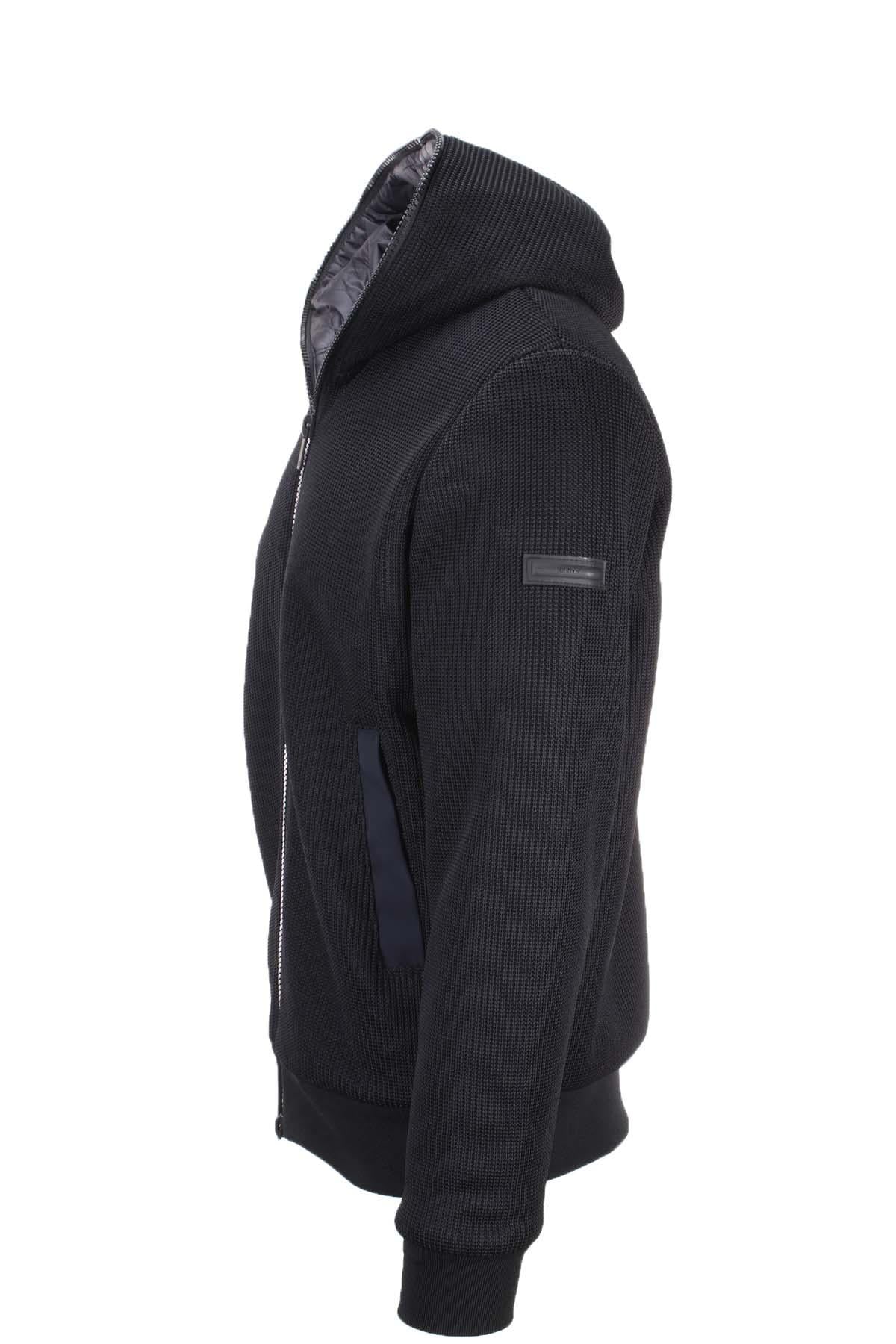 Giubbotto bomber con cappuccio 