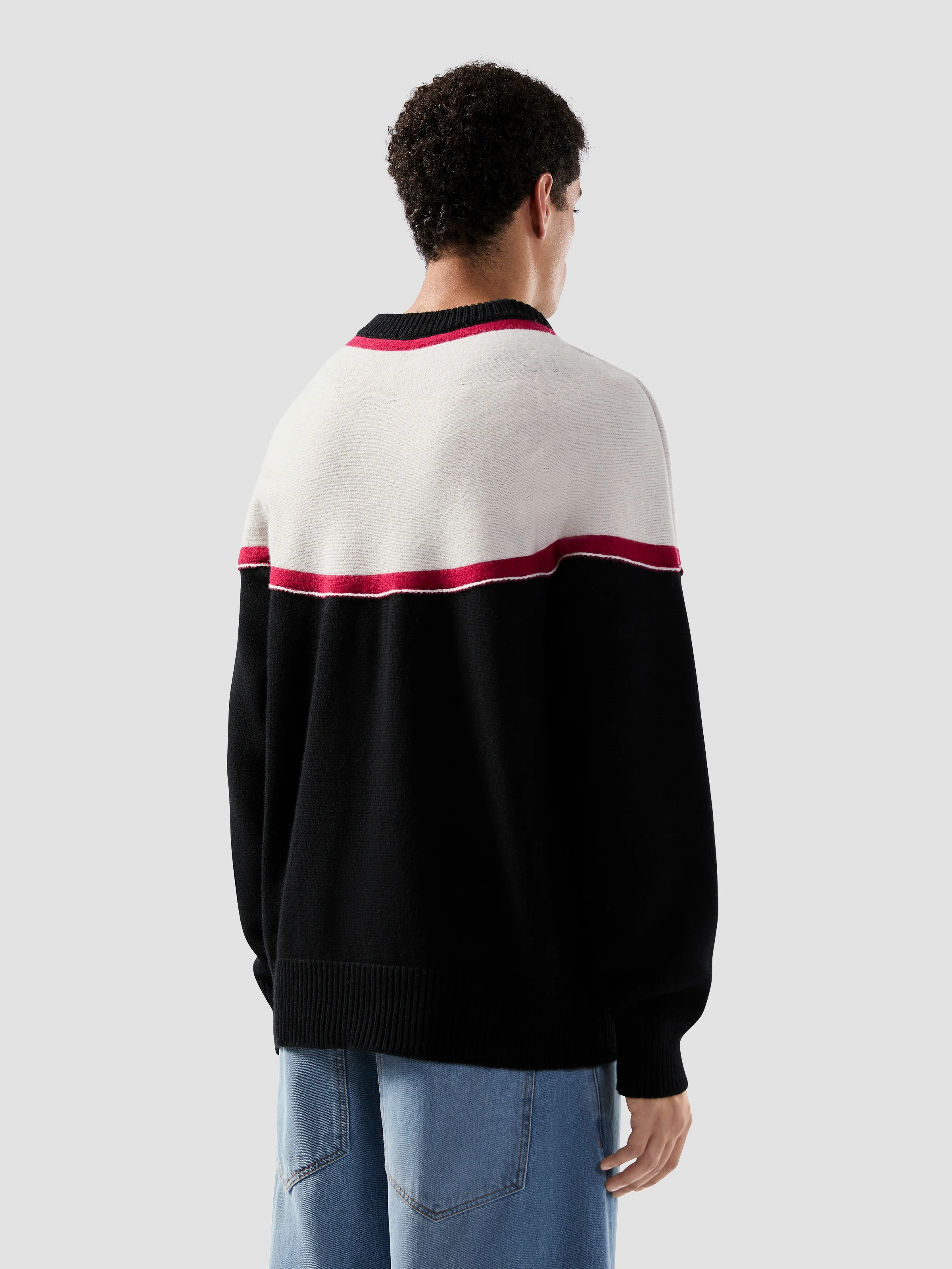 Maglione in lana con maxi logo 