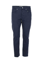 Pantalone 5 tasche in cotone leggero con toppe 