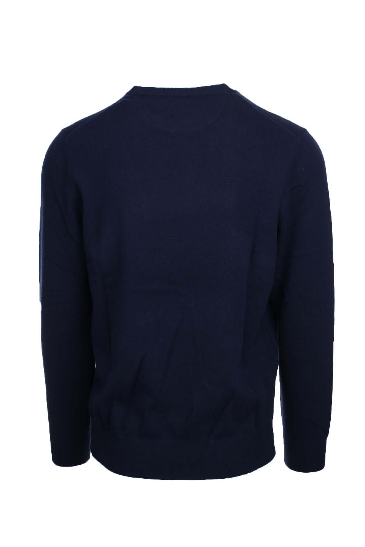 Maglia in lana con logo ricamato. 