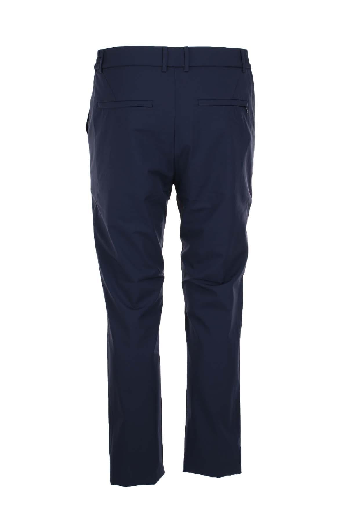 Pantalone chino in tessuto tecnico con elastico 