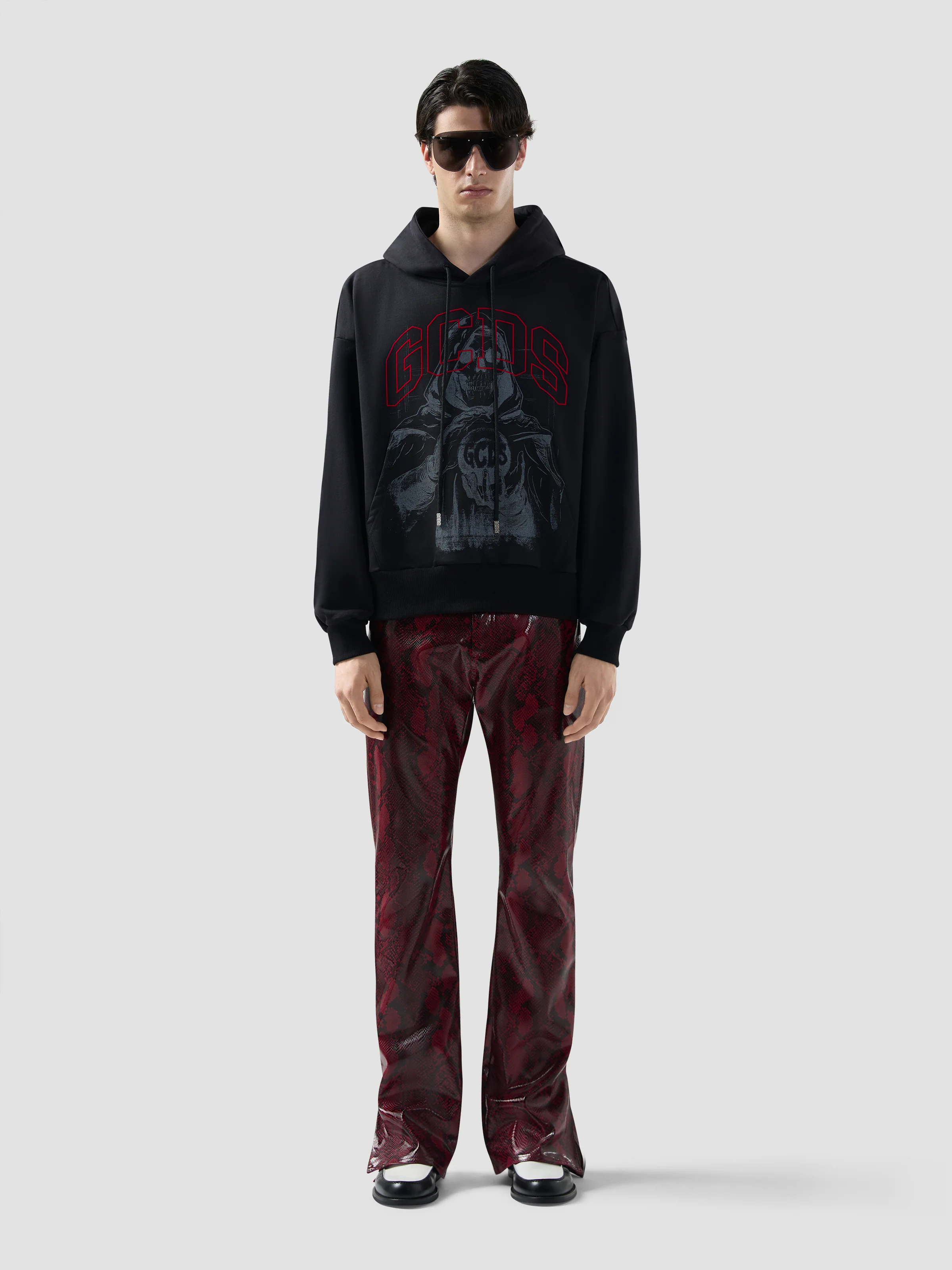 Felpa con cappuccio e stampa gotica 