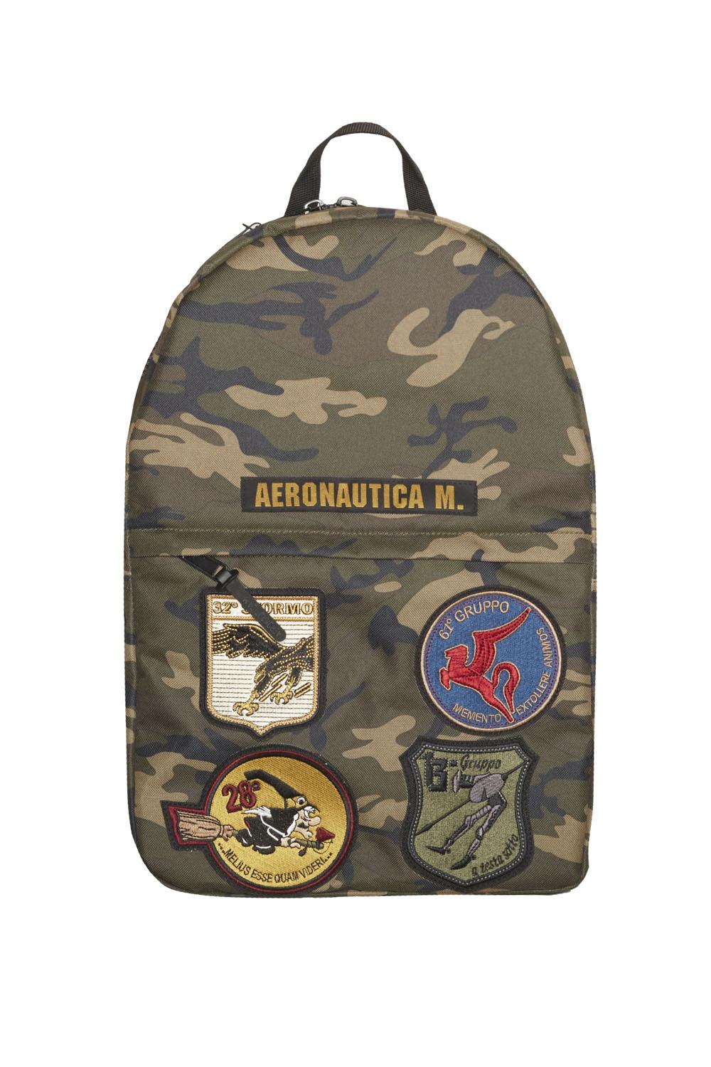 Zaino Camouflage con patches 