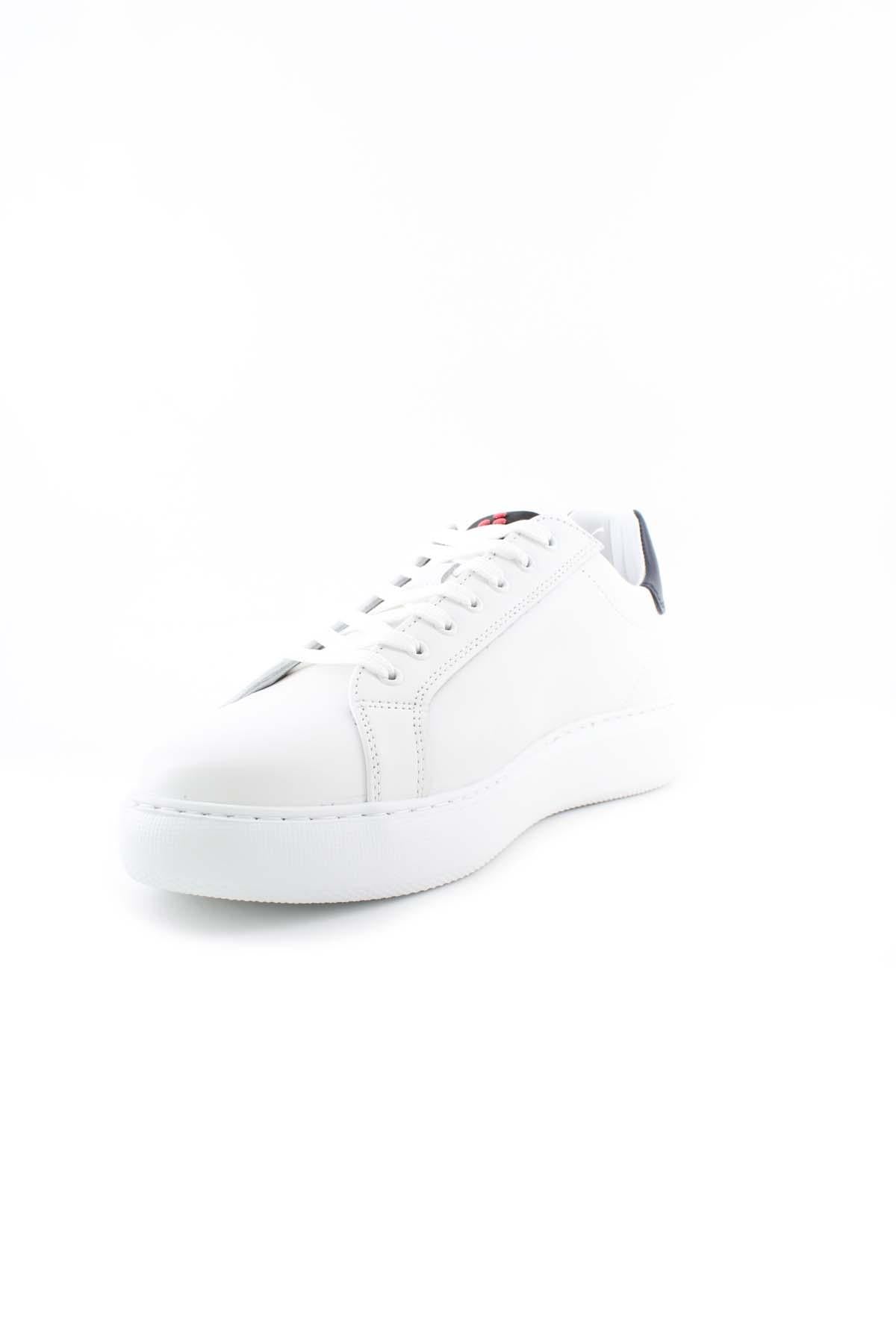Scarpa sneakers in pelle Peuterey 
