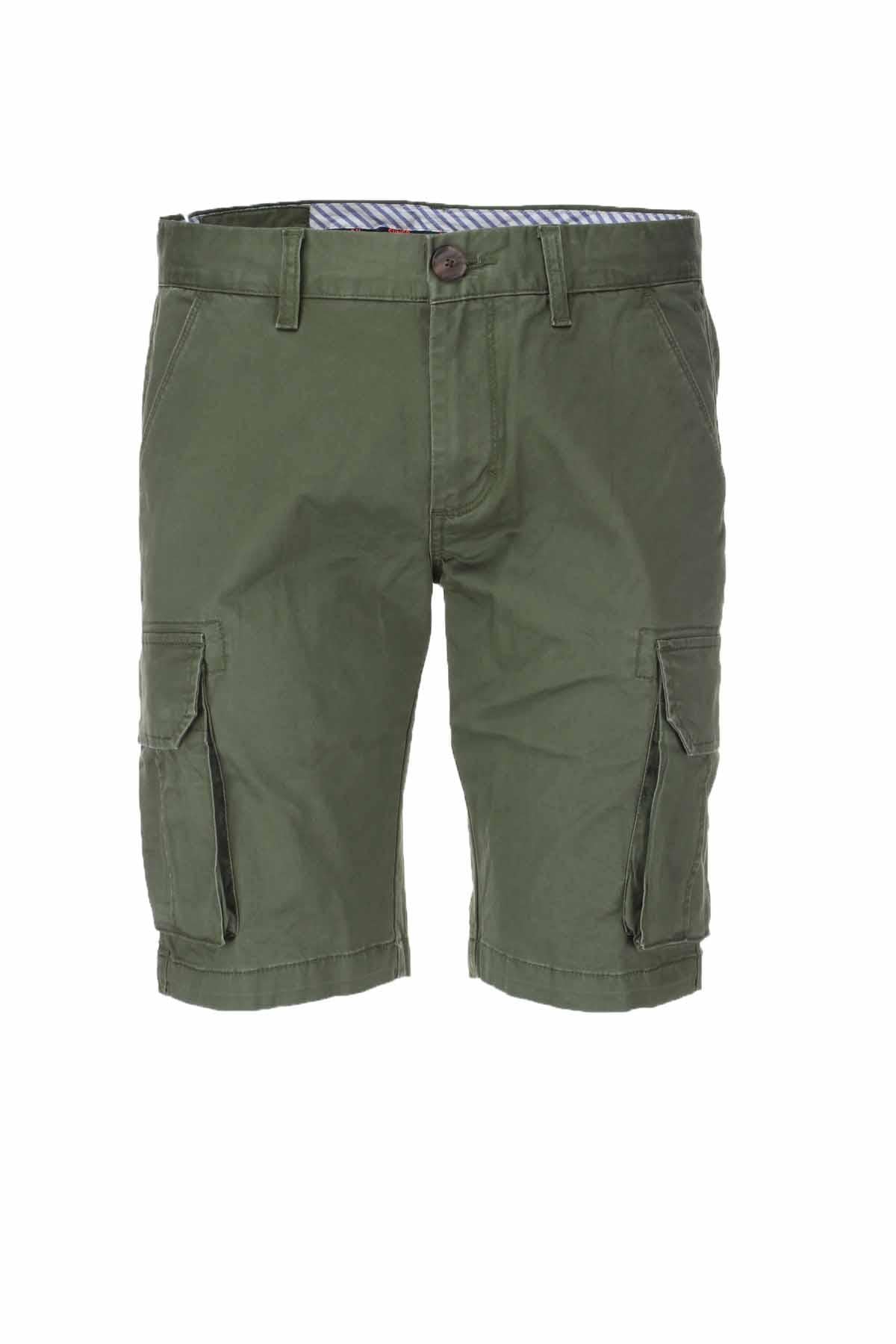 Pantalone bermuda cargo con tasconi 