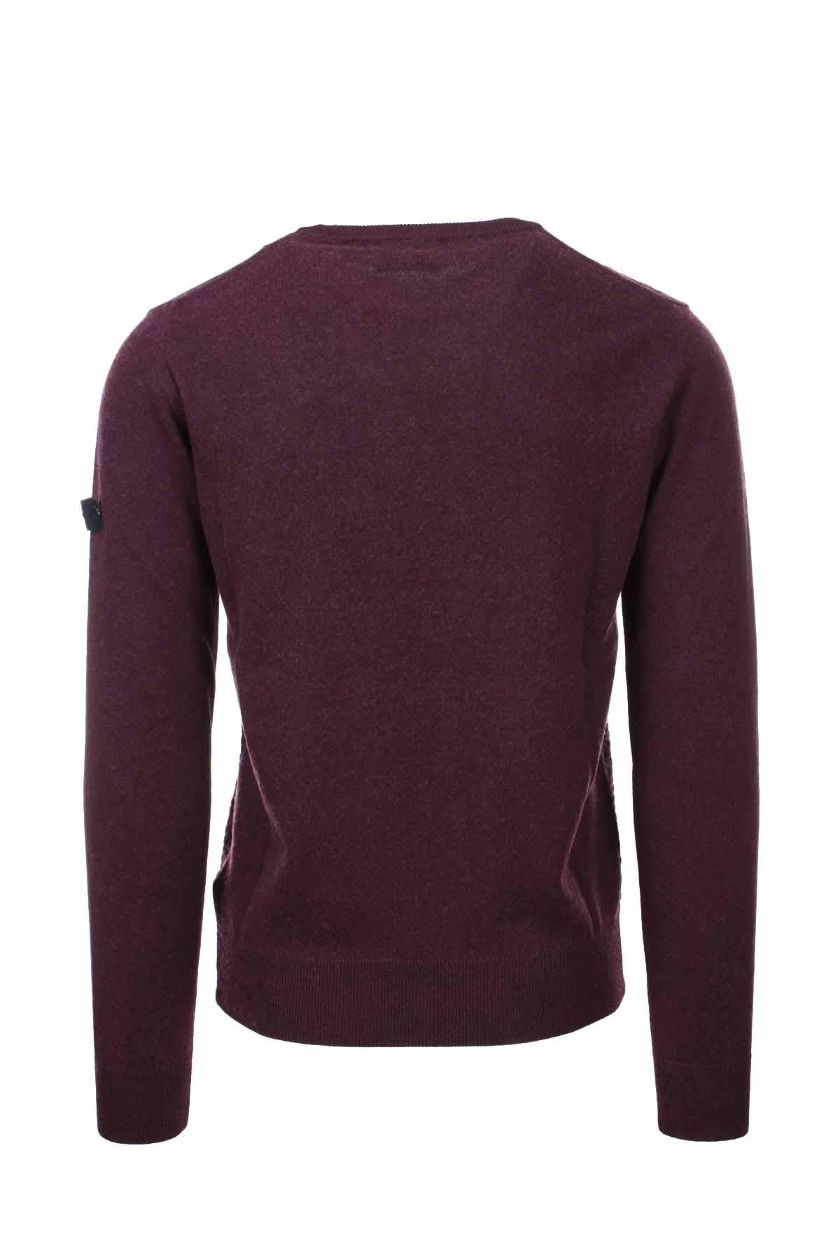 Maglia girocollo con intarsi 