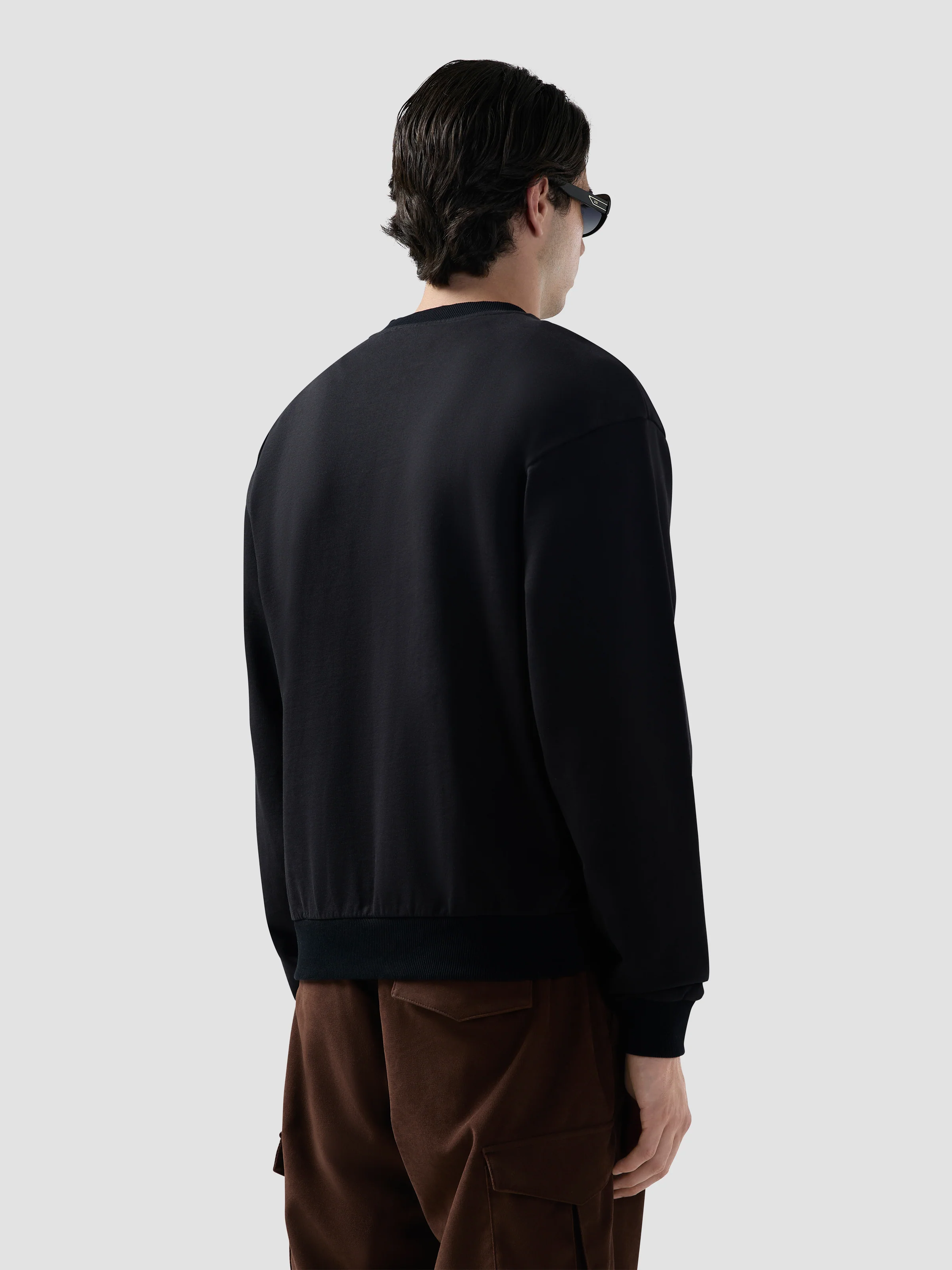 Felpa girocollo con logo in tinta effetto used 