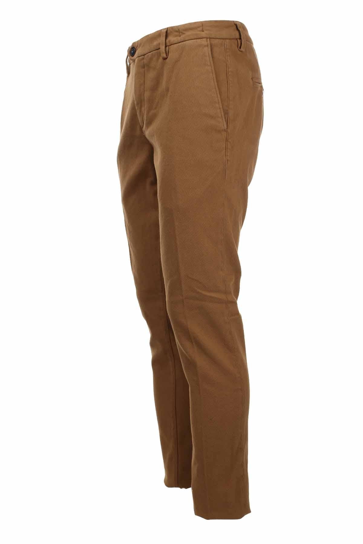 Pantalone chino cotone armaturato stretch. 