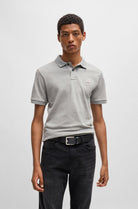 Cintura in cuoio con dettagli in metallo anticato 