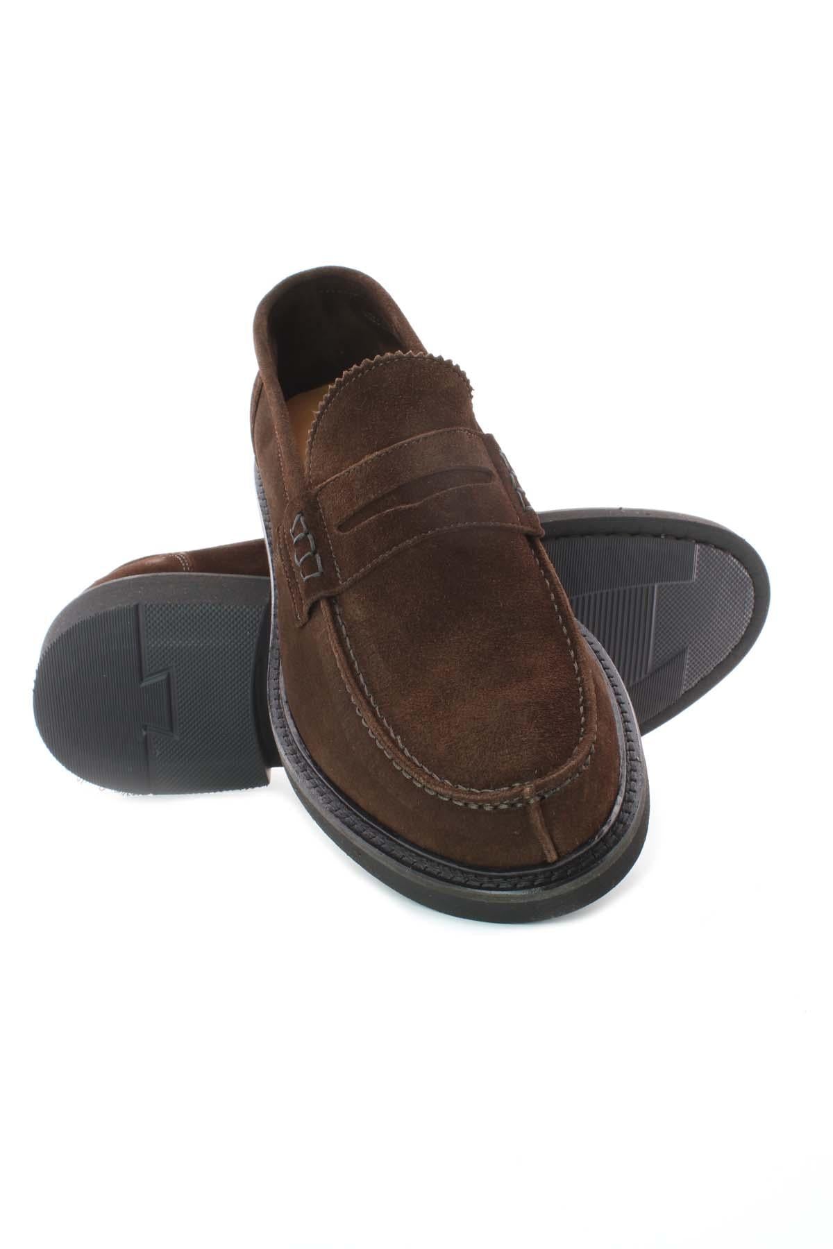 Mocassini in camoscio con suola in gomma 