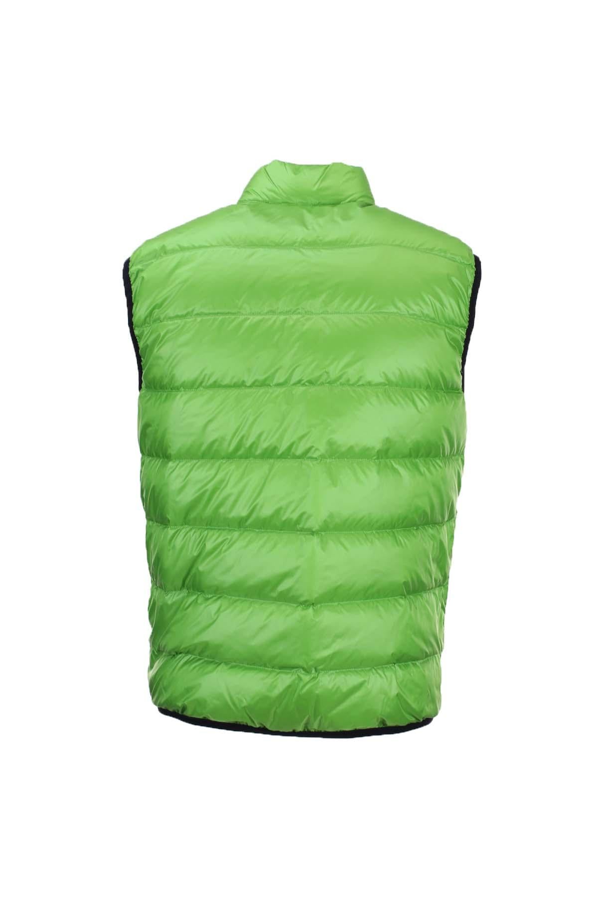 Gilet smanicato in piuma leggera 