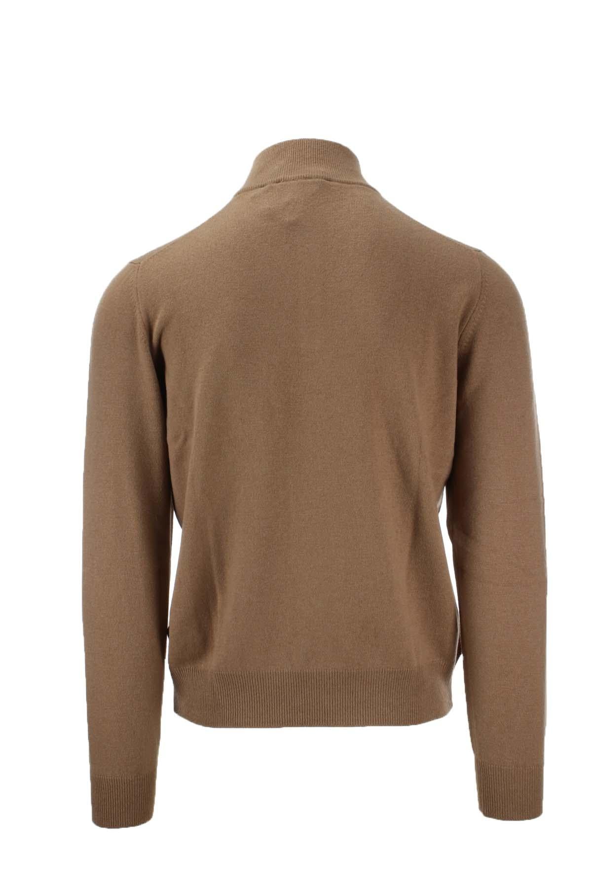 Maglia lupo con bottoni in lana e cachemire 