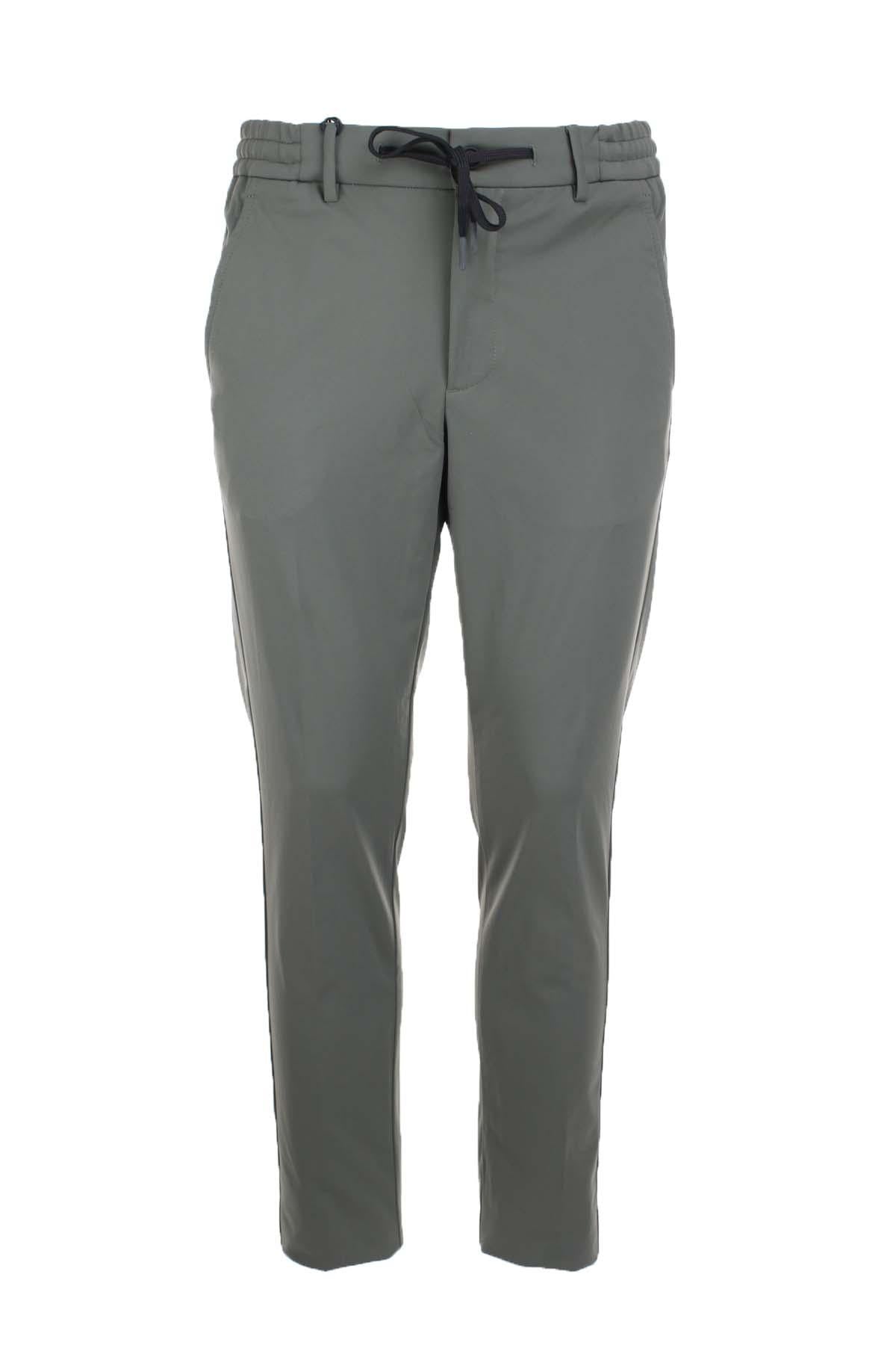 Pantalone in tessuto tecnico con coulisse 