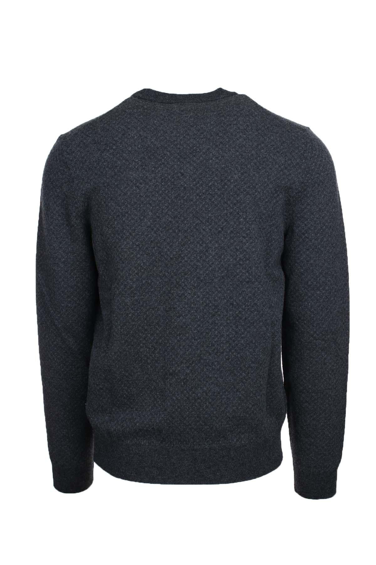 Maglia girocollo in lana e cotone. 