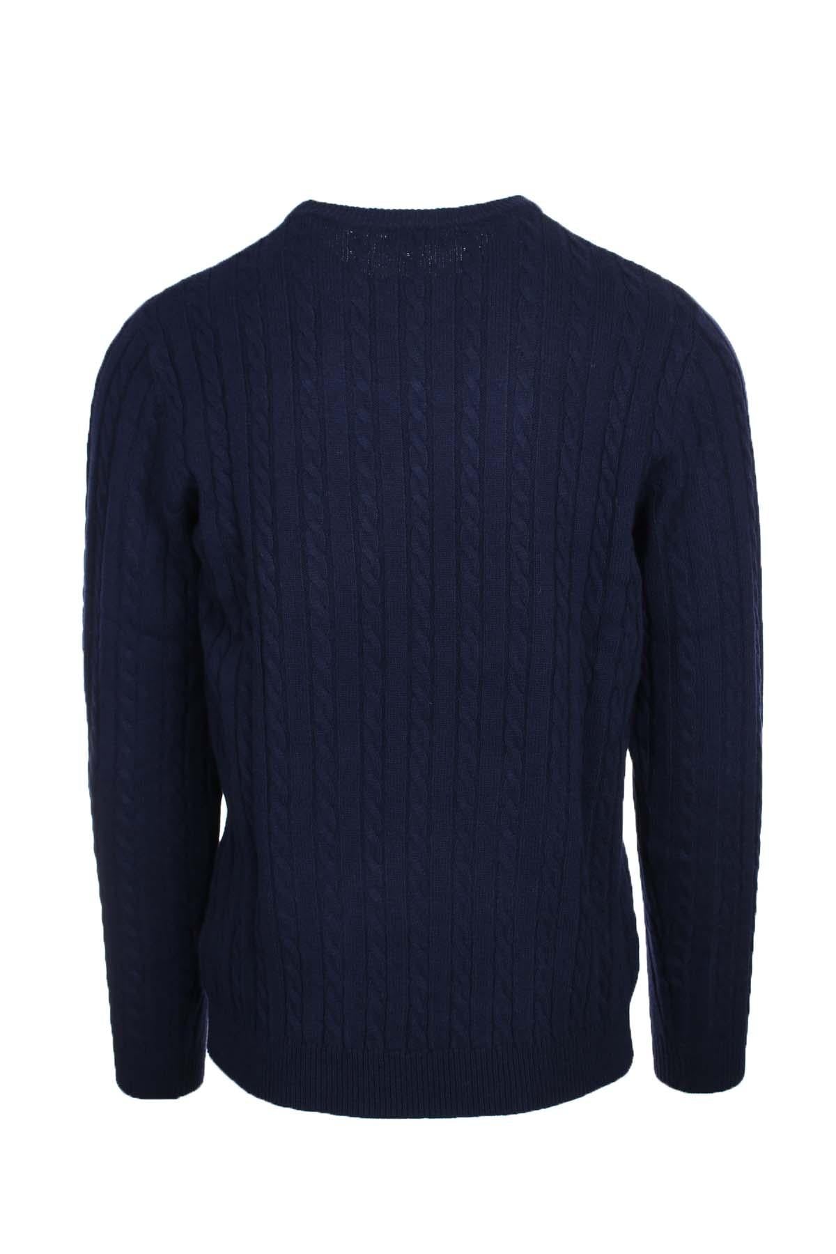 Maglia girocollo in lana a trecce 