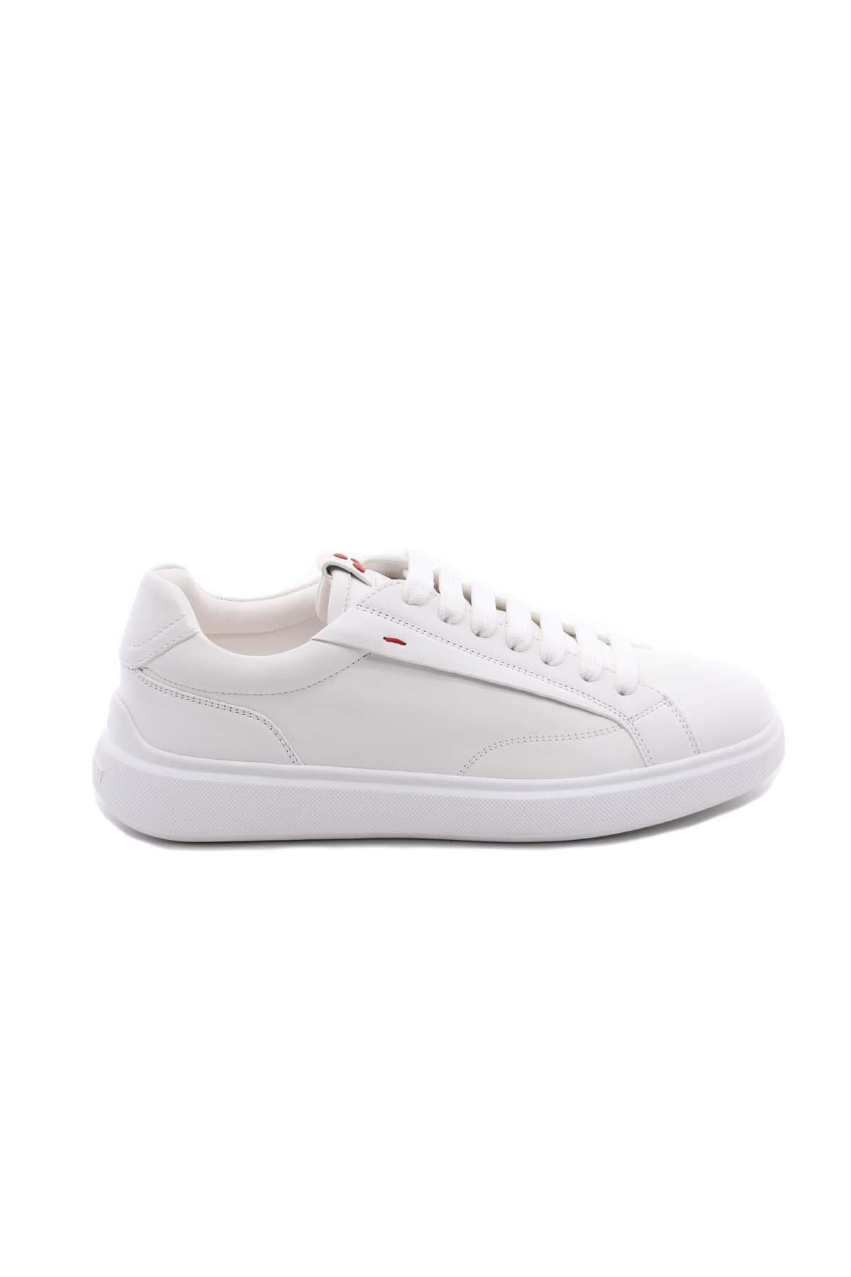 Scarpa sneakers in pelle 