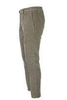 Pantalone in micro velluto diagonale stretch 