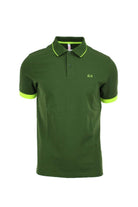 Polo mezza manica con profili fluo 