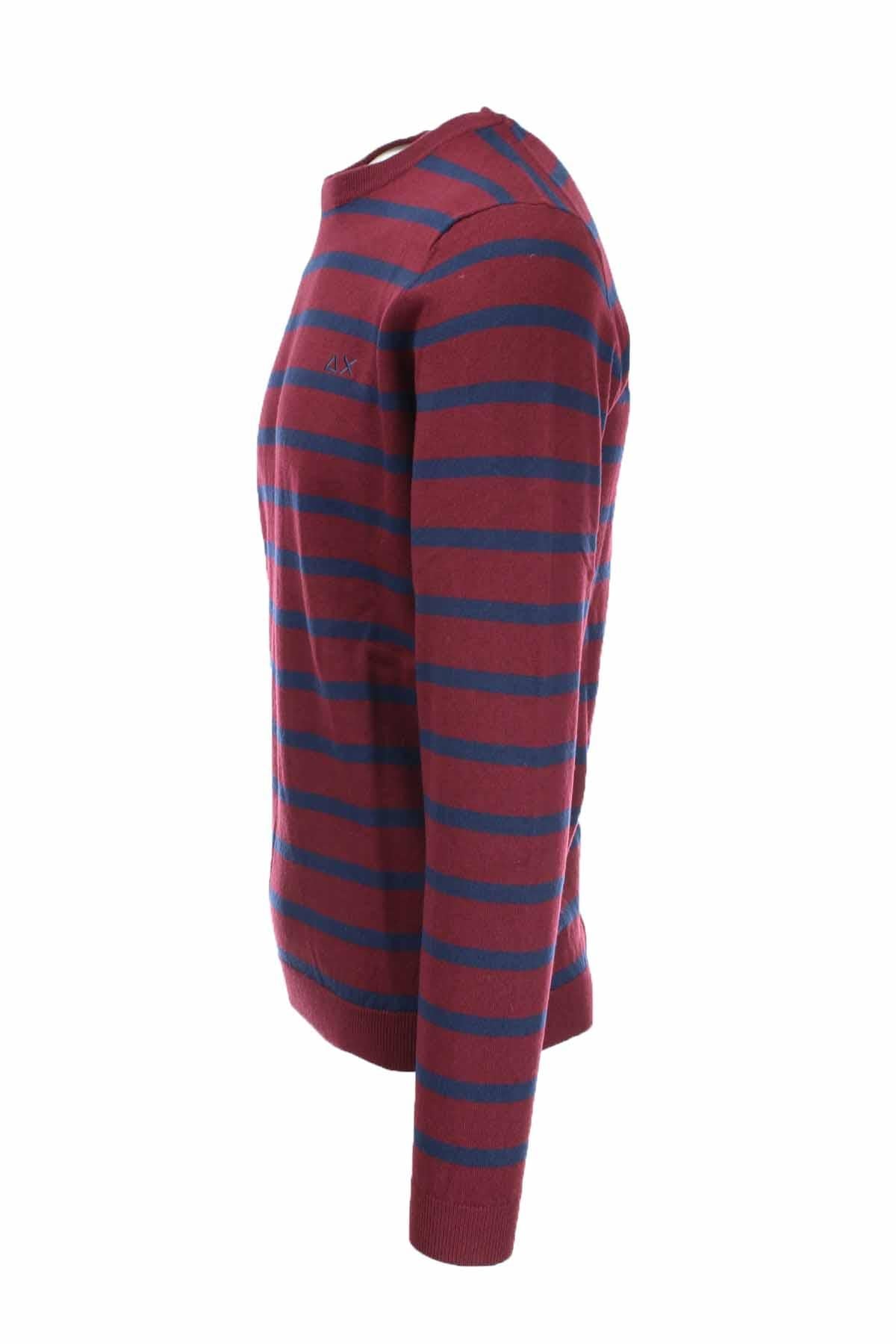 Pullover girocollo a righe 