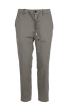 Pantalone con coulisse in tessuto tecnico 