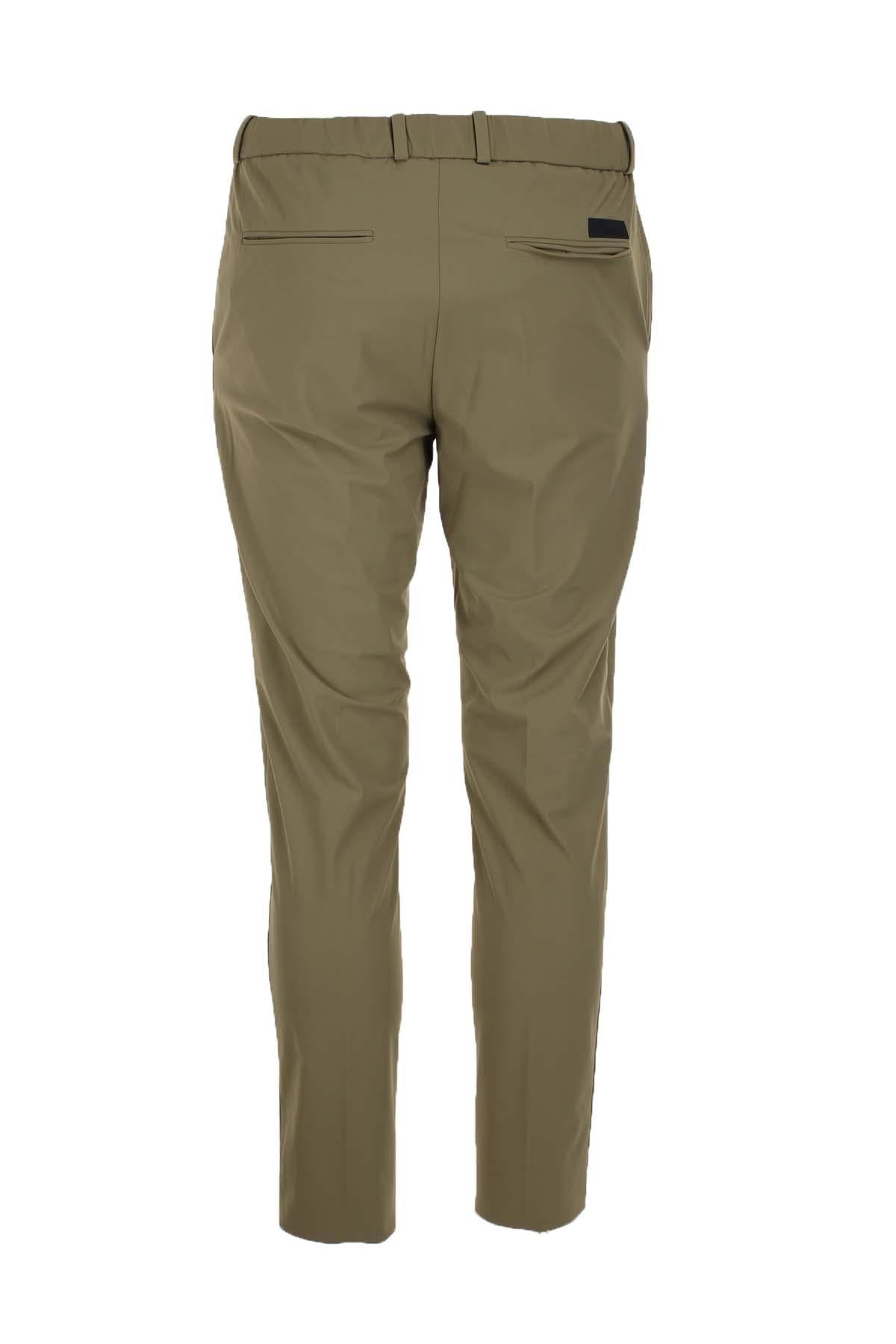 Pantalone chino in tessuto tecnico con coulisse 