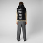 Gilet smanicato con cappuccio Dexter 